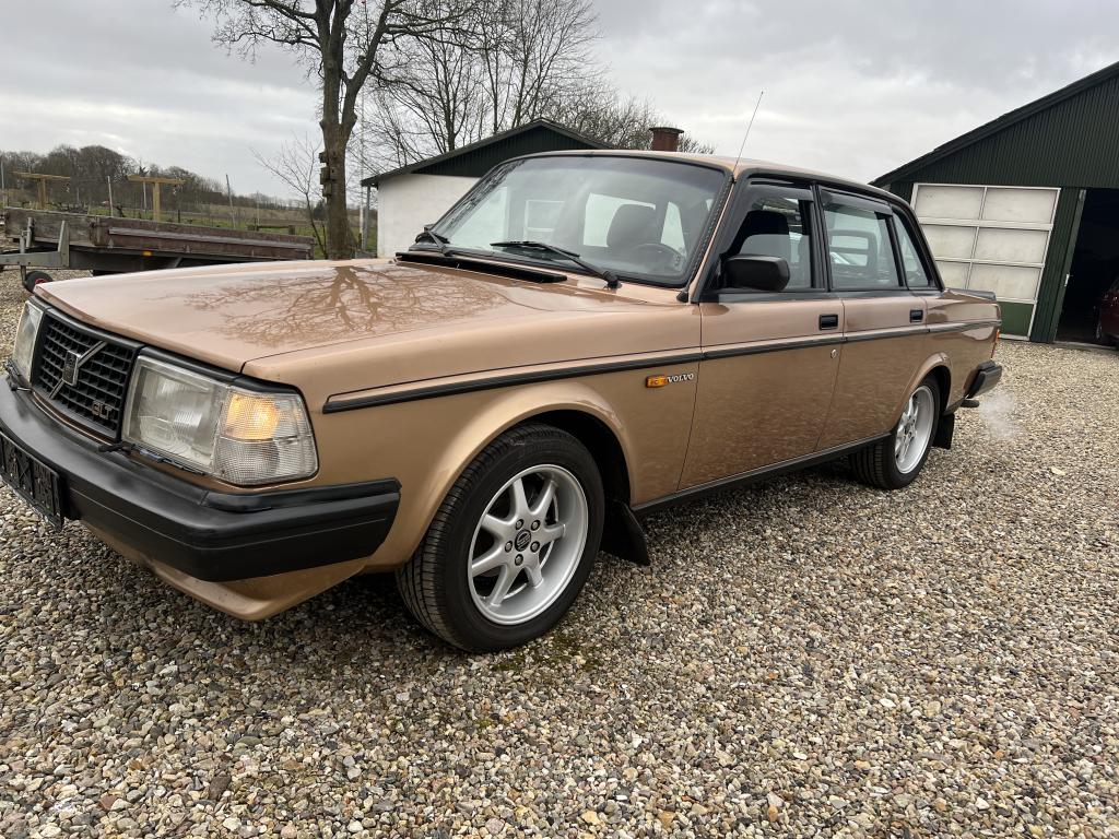 Volvo 240 GLT  V 6  2,8 1981